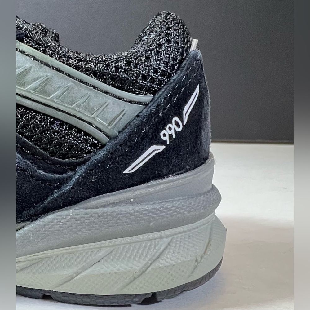 🆕New Balance 990 V5 Infant Sneakers — Size 5.5 US (Black) - Picture 7 of 14
